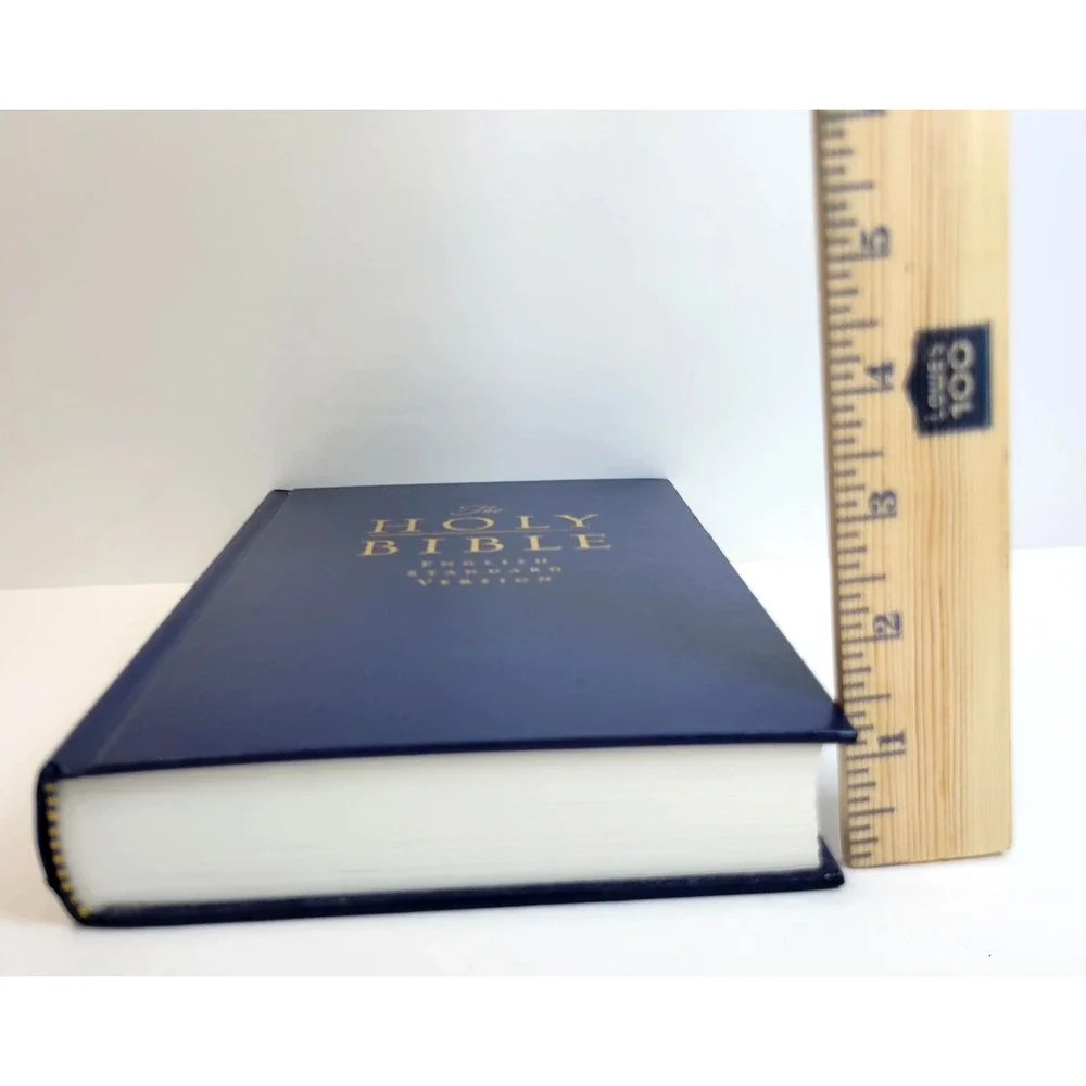 Holy Bible ESV English Standard Version Crossway Blue HC Pew Church Bible 2002‎